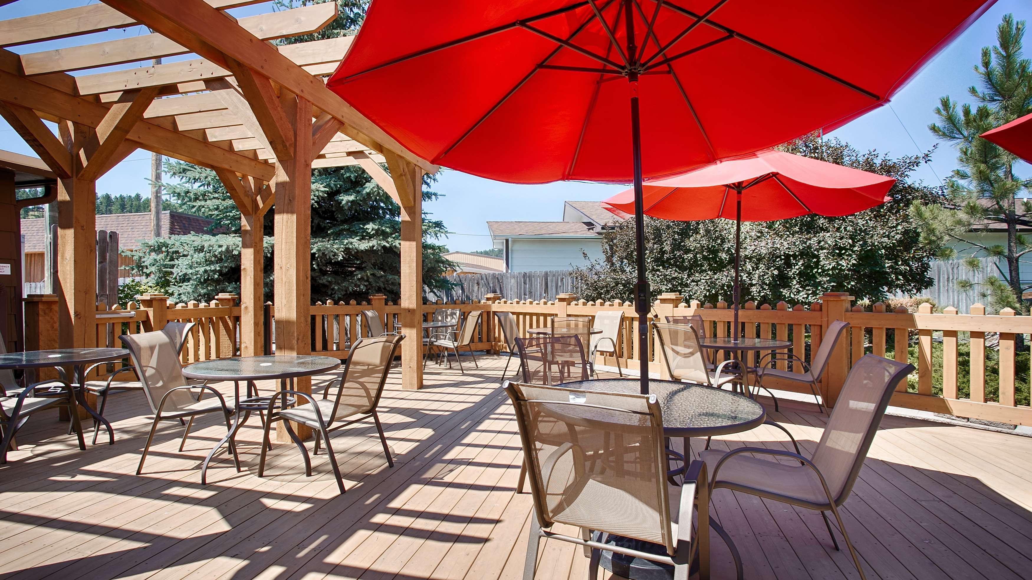 Best Western Golden Spike Inn & Suites Hill City Exterior photo